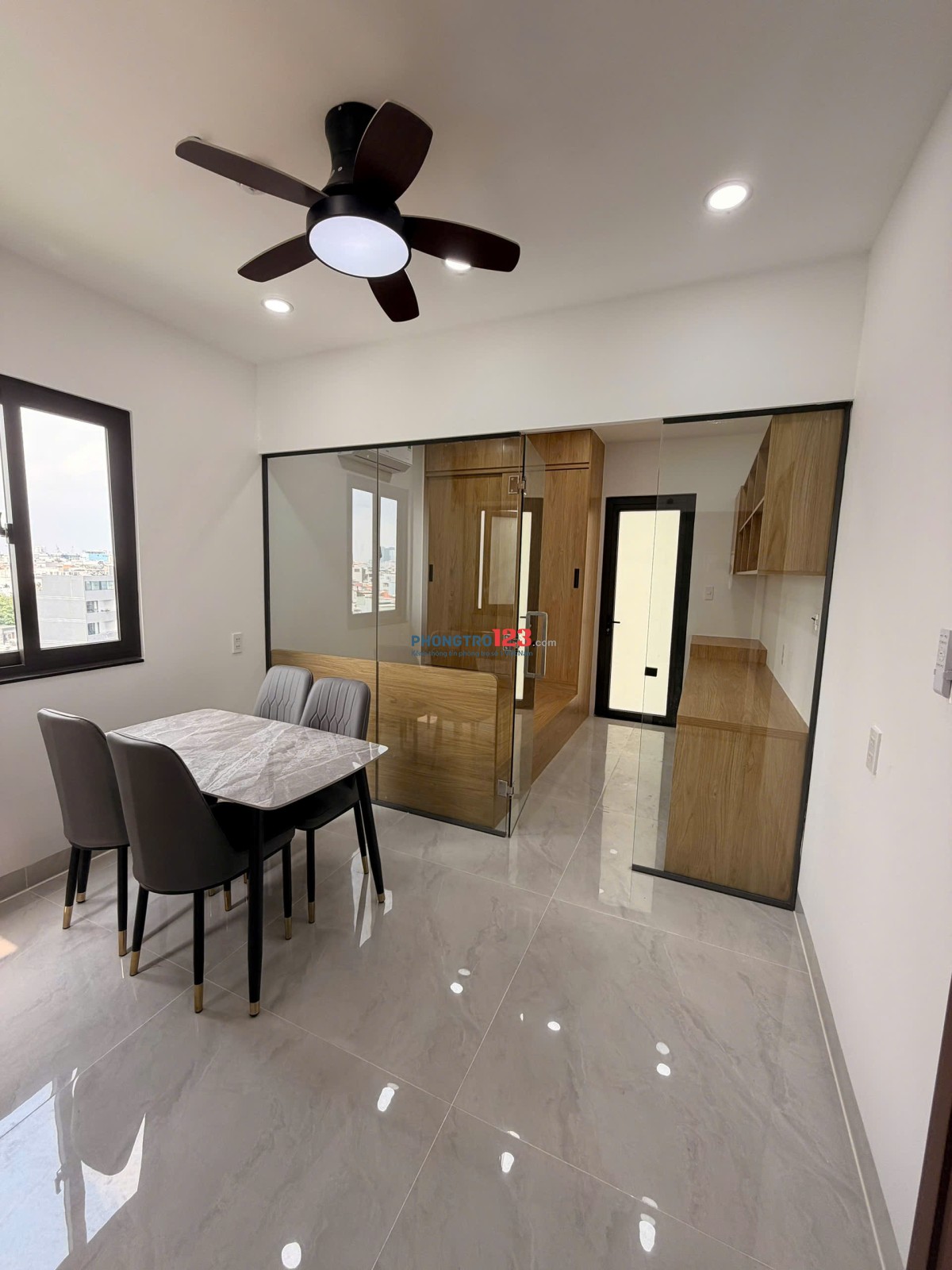  CĂN HỘ 1PN + PHÒNG KHÁCH – BANCON SAU RỘNG – TÂN QUY, Q7 