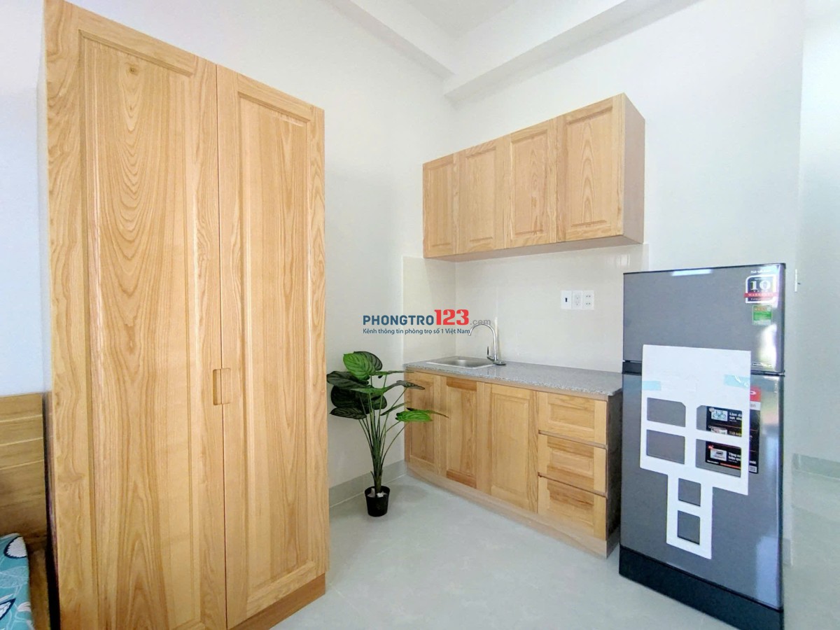 Phòng Bancol Thang Máy Tại Tăng Bạt Hổ,Bình Thạnh –Gần ĐH Văn Lang,Phạm Văn Đồng,Q1 Q2