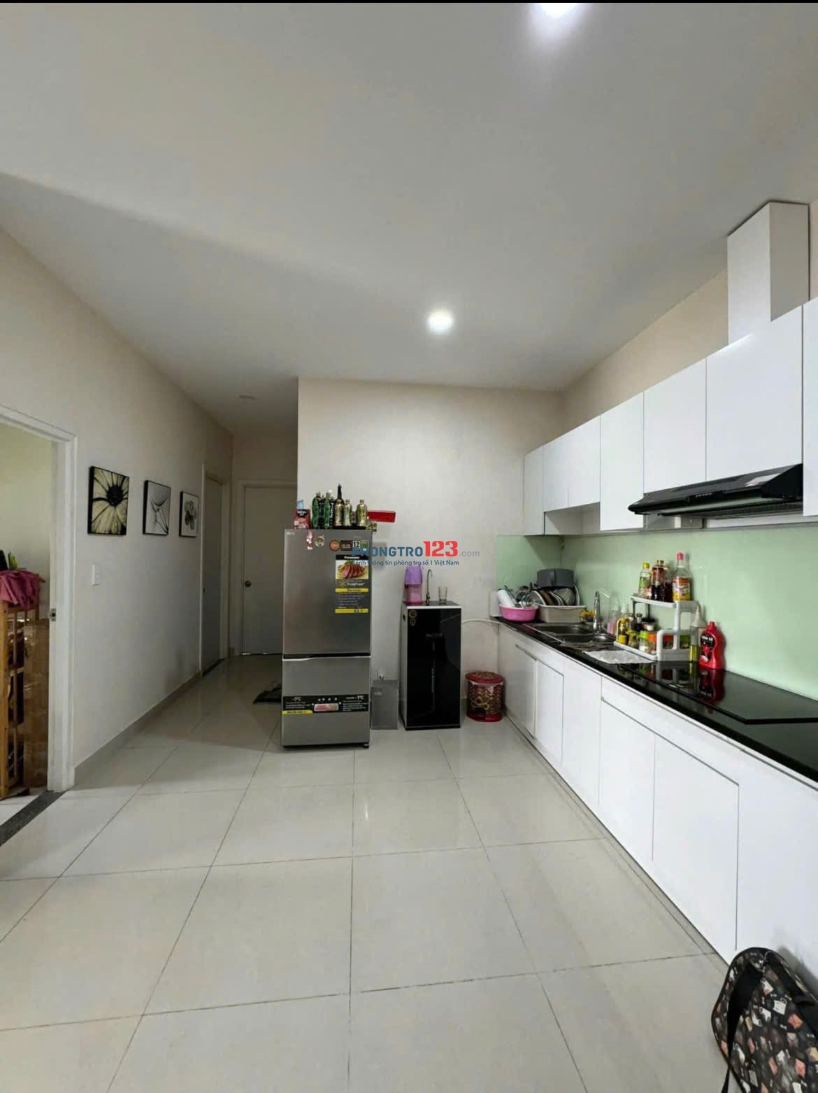 Giá 10tr5/th, Chung cư Hoa Sen, Lạc Long Quân, Q11: 73m2, 2PN, 2WC.