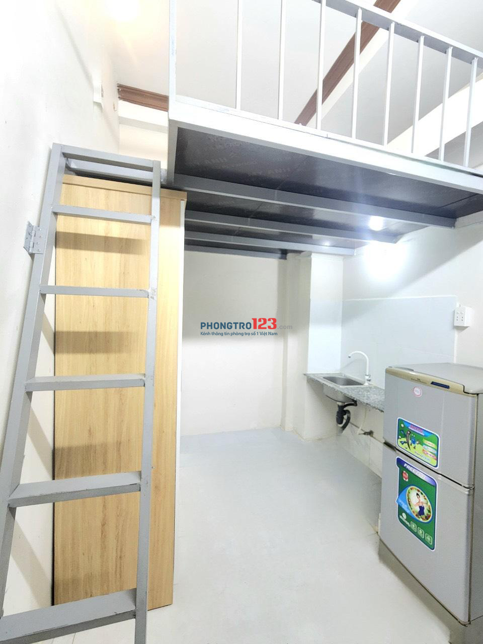 Phòng studio 22m2 lầu 2 Chu Văn An Bình Thạnh, giá 3.9 triệu, giờ tự do