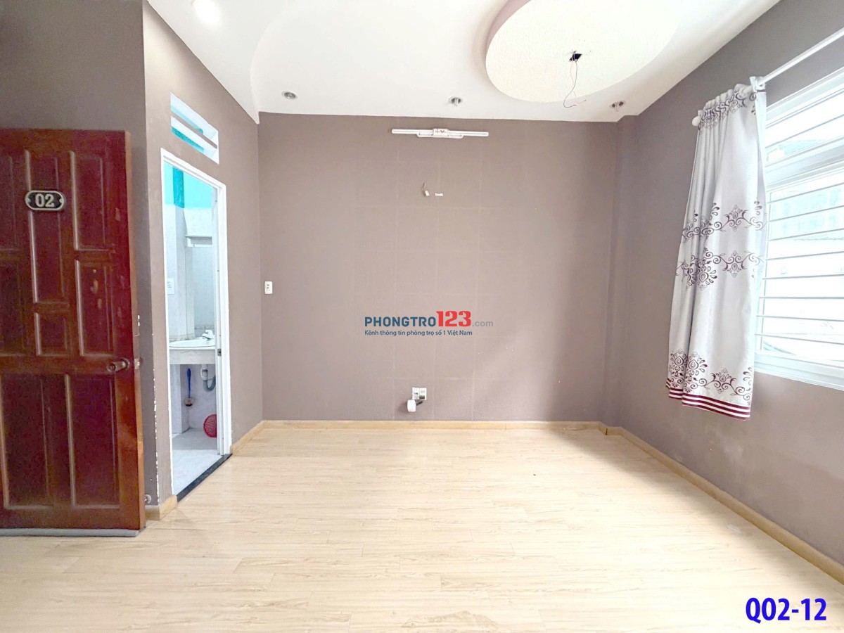 CÓ CỬA SỔ, CÓ MÁY LẠNH NGAY EMART PHAN HUY ÍCH