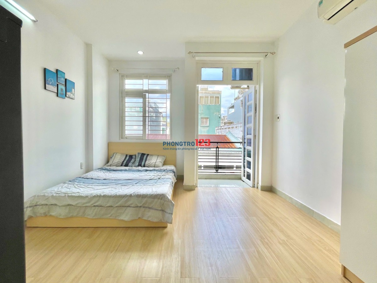 CHO THUÊ PHÒNG TRỌ 30m2 BAN CÔNG RIÊNG NGAY CHỢ BÀ CHIỂU- NƠ TRANG LONG, BÌNH THẠNH