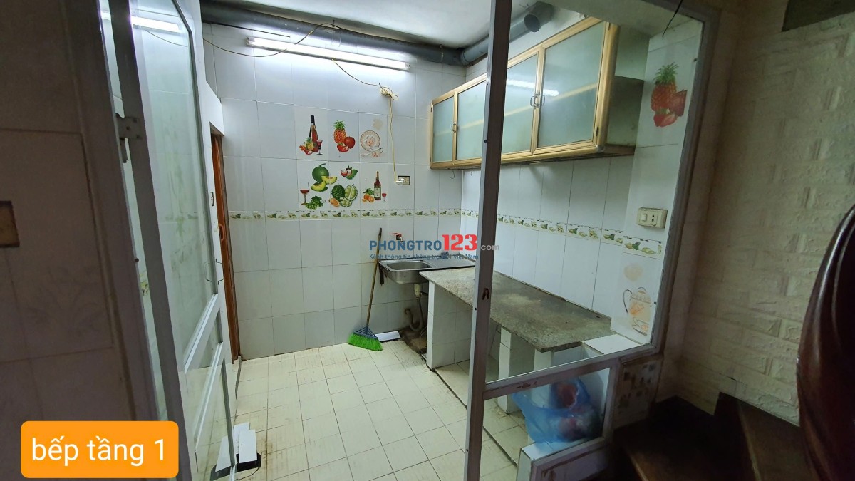 Chính chủ cho thuê nhà 2.5t 35m2 tại số 6/25 ngõ 164 hồng mai
