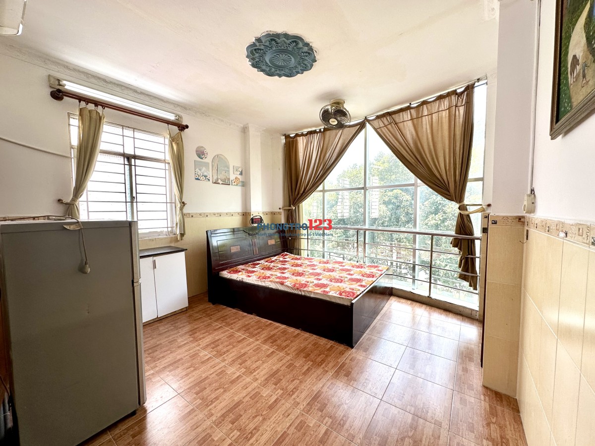 CHO THUÊ CHDV VÕ VĂN KIỆT Q5 – FULL NỘI THẤT – THANG MÁY – MẶT TIỀN