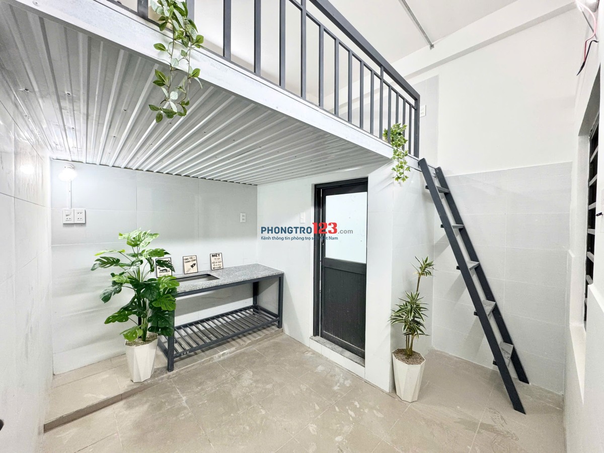 Gần ngã 4 Thủ Đức, khu CNC, Phòng mới xây 100% khai trương,có máy lạnh