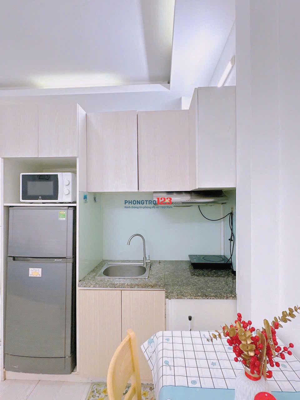 Trống sẵn_Phòng Cửa sổ thoáng, đầy đủ nội thất, Nguyễn Cửu Vân, Bình Thạnh gần Thị Nghè, giáp quận 1