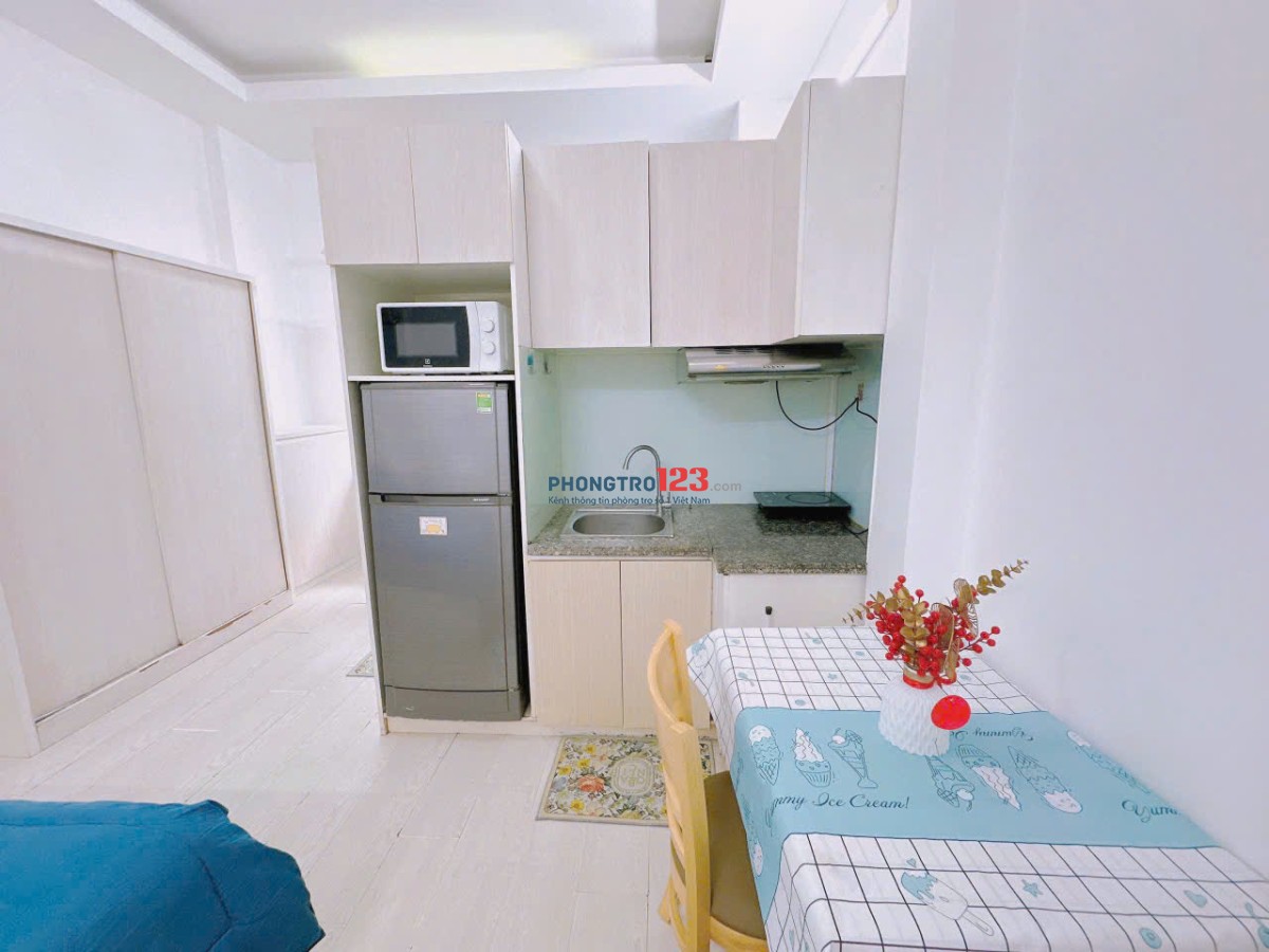 Trống sẵn_Phòng Cửa sổ thoáng, đầy đủ nội thất, Nguyễn Cửu Vân, Bình Thạnh gần Thị Nghè, giáp quận 1