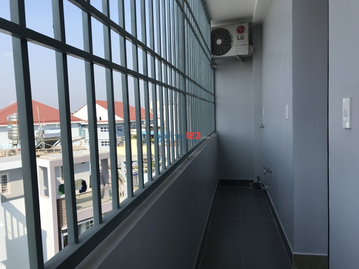PHÒNG CHO THUÊ CÓ 2 BAN CÔNG THOÁNG MÁT ĐẦY ĐỦ TIỆN NGHI