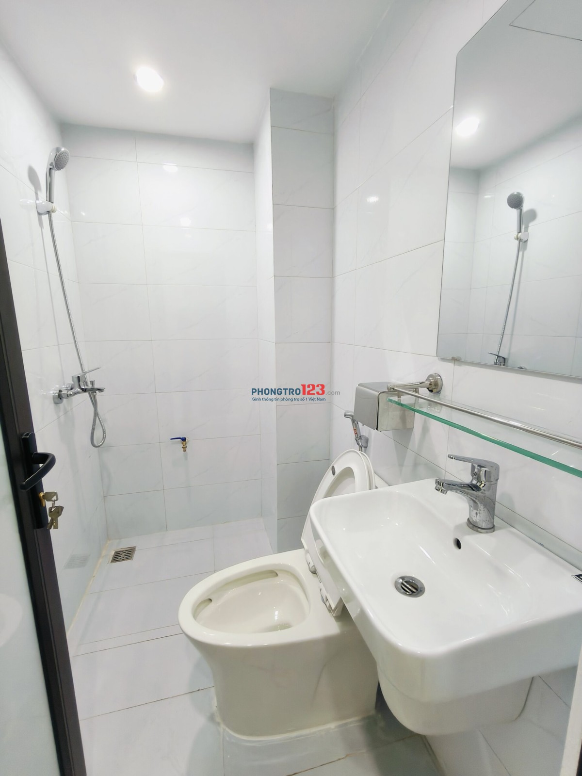 1 ngủ 1 khách 30m2 tại phú diễn