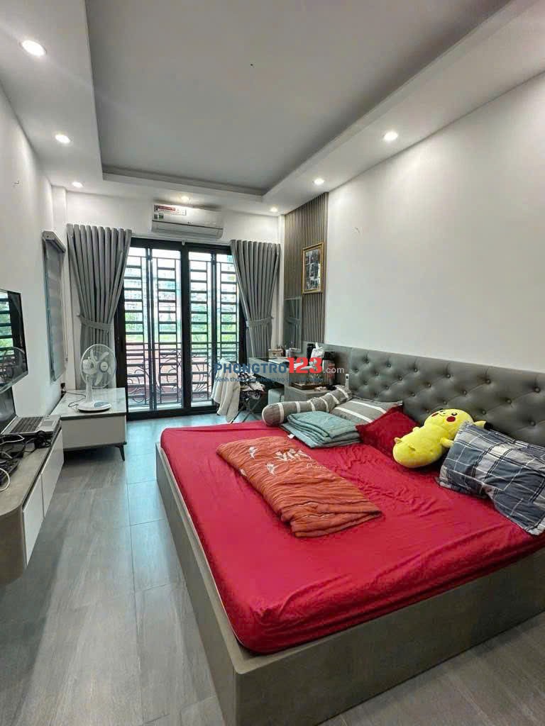 cho thuê nhà nguyên căn 4 tầng mới xây đầy đủ tiện nghi chỉ việc đến ở gần công viên hồ đền lừ