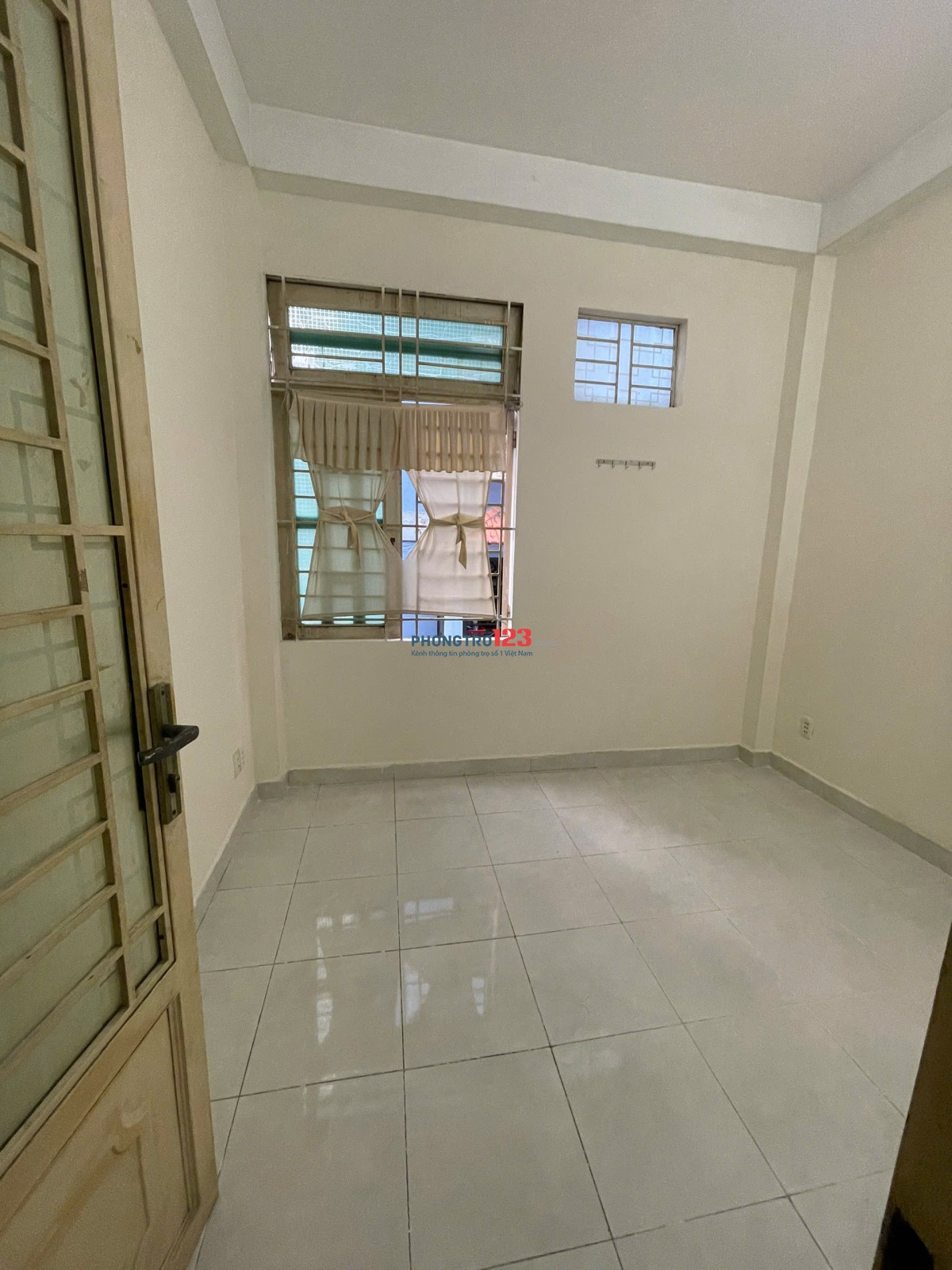 CHO THUÊ PHÒNG TRỌ 14M2 ĐƯỜNG NGUYỄN CÔNG HOAN , PHƯỜNG 7 , PHÚ NHUẬN