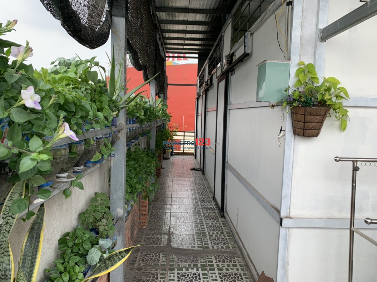 Cho thuê phòng trọ 18m2, giá 2,3 tr Q12, TP.HCM