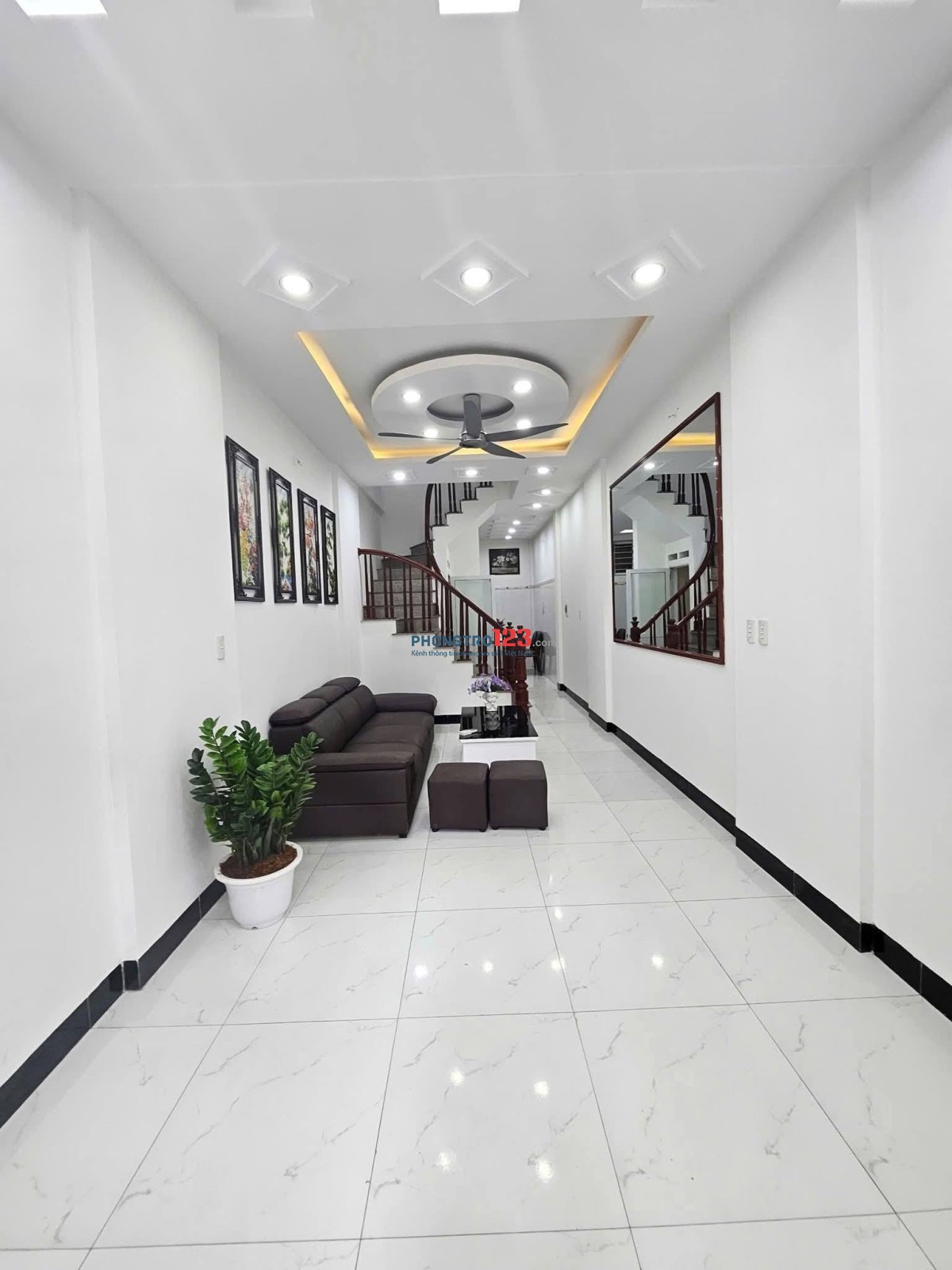 Cho thuê nhà Nguyên căn Đại Từ, DT 40mx 4 tầng, 5pn, mới đẹp, full đồ, ĐH, NL, điện giá dân
