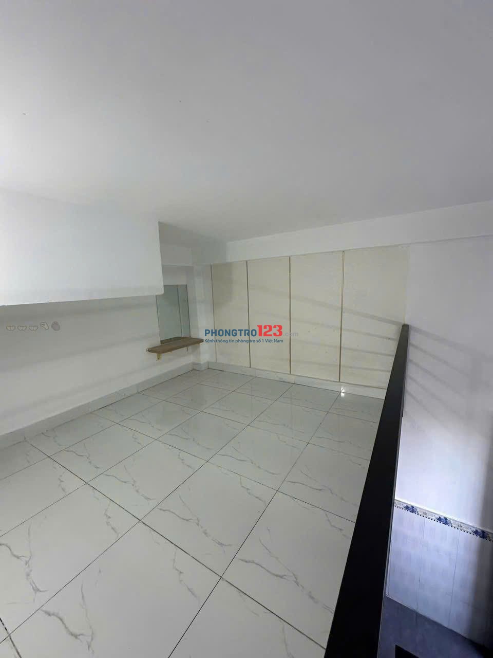 Cho thuê phòng trống – dọn vào ở ngay Phòng sạch sẽ, thoáng mát Địa chỉ: 1645/9A huỳnh Tấn