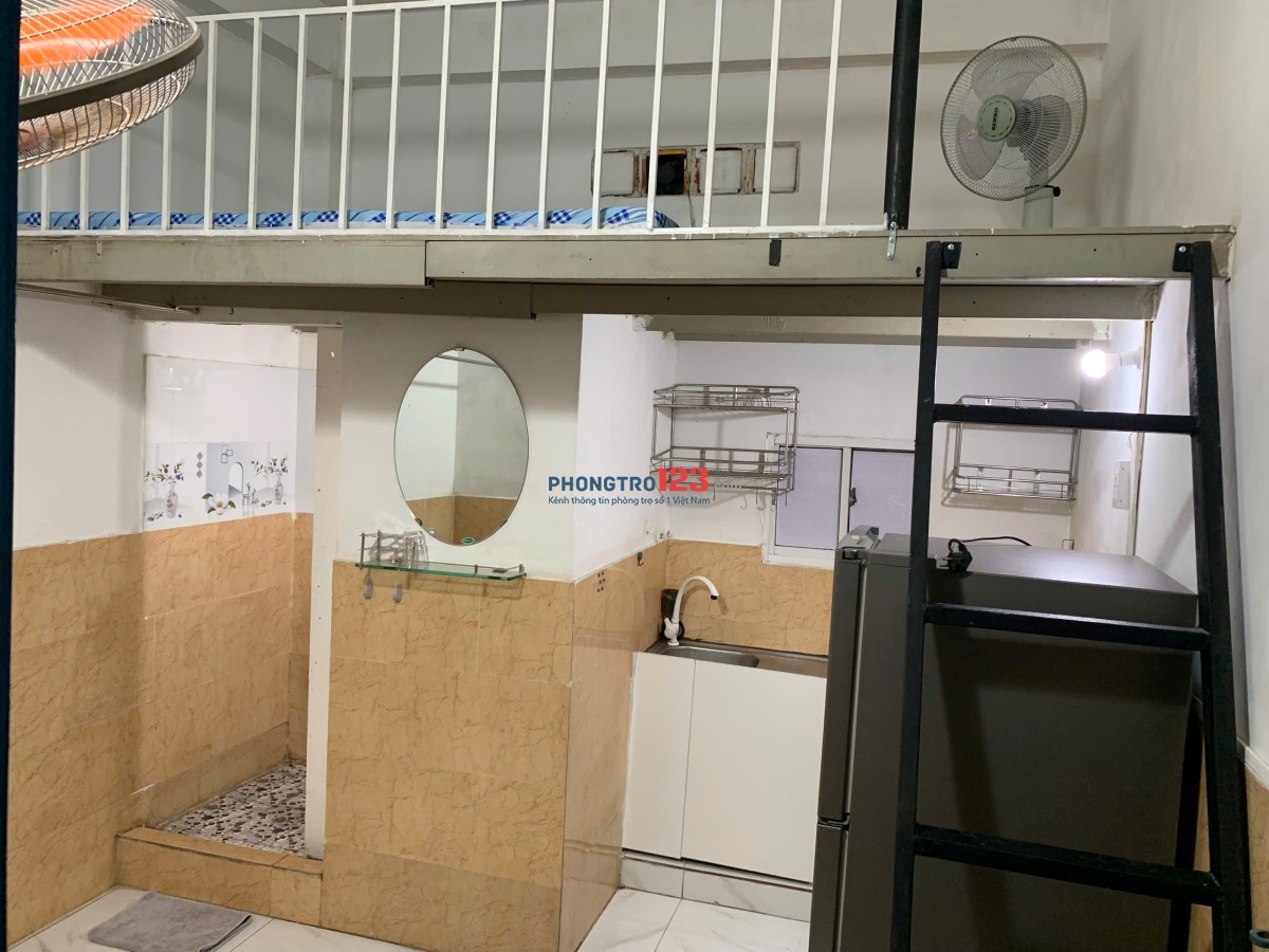 Cho thuê phòng trọ 18m2, giá 2,3 tr Q12, TP.HCM