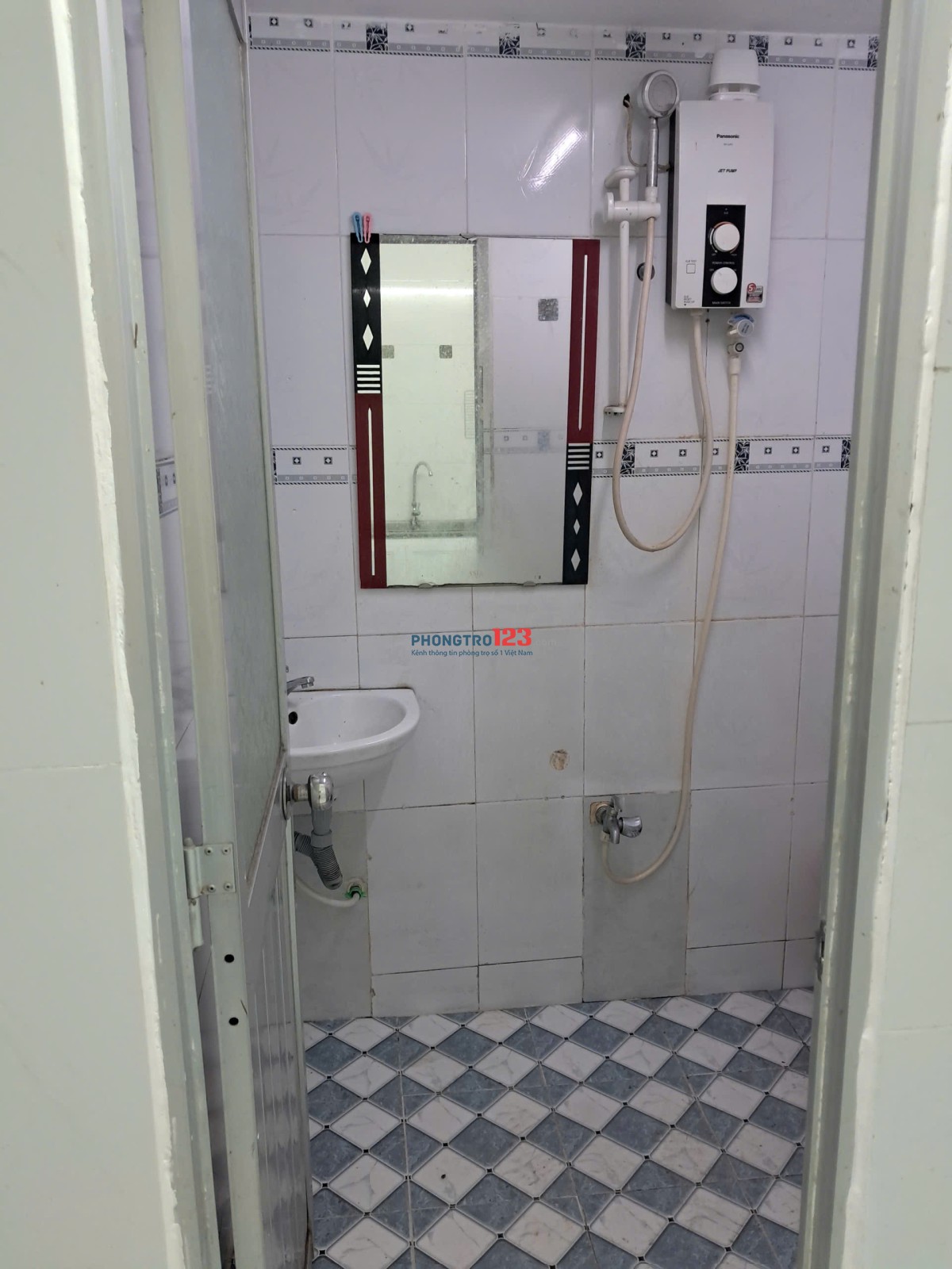 NHÀ MỚI 3.5X11M 1 TRỆT 1 LẦU 1 SÂN THƯỢNG GẦN COOPMART QUANG TRUNG, YÊN TĨNH KO NGẬP PHÙ HỢP G.ĐÌNH