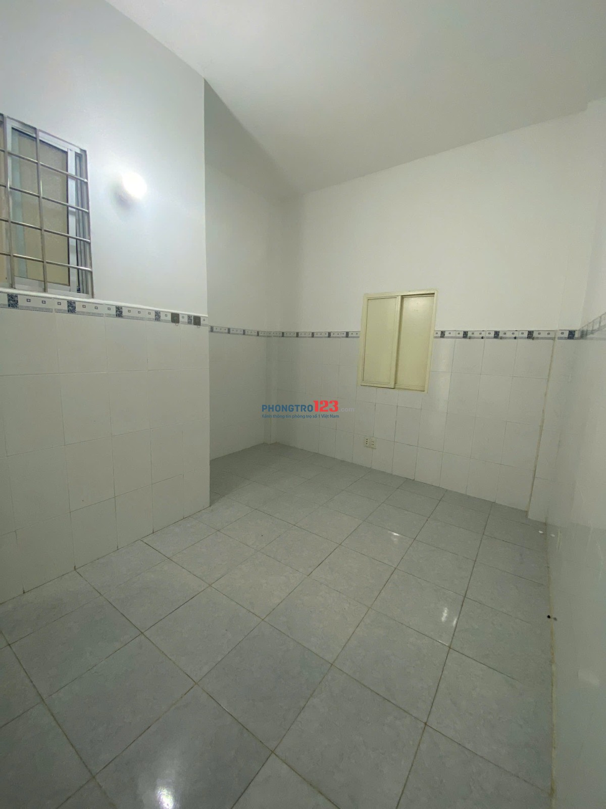 NHÀ MỚI 3.5X11M 1 TRỆT 1 LẦU 1 SÂN THƯỢNG GẦN COOPMART QUANG TRUNG, YÊN TĨNH KO NGẬP PHÙ HỢP G.ĐÌNH