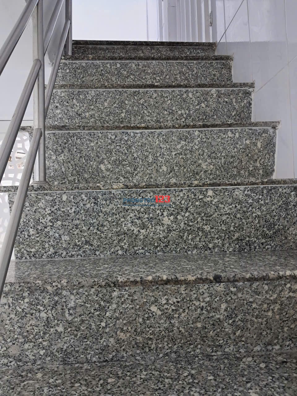 NHÀ MỚI 3.5X11M 1 TRỆT 1 LẦU 1 SÂN THƯỢNG GẦN COOPMART QUANG TRUNG, YÊN TĨNH KO NGẬP PHÙ HỢP G.ĐÌNH
