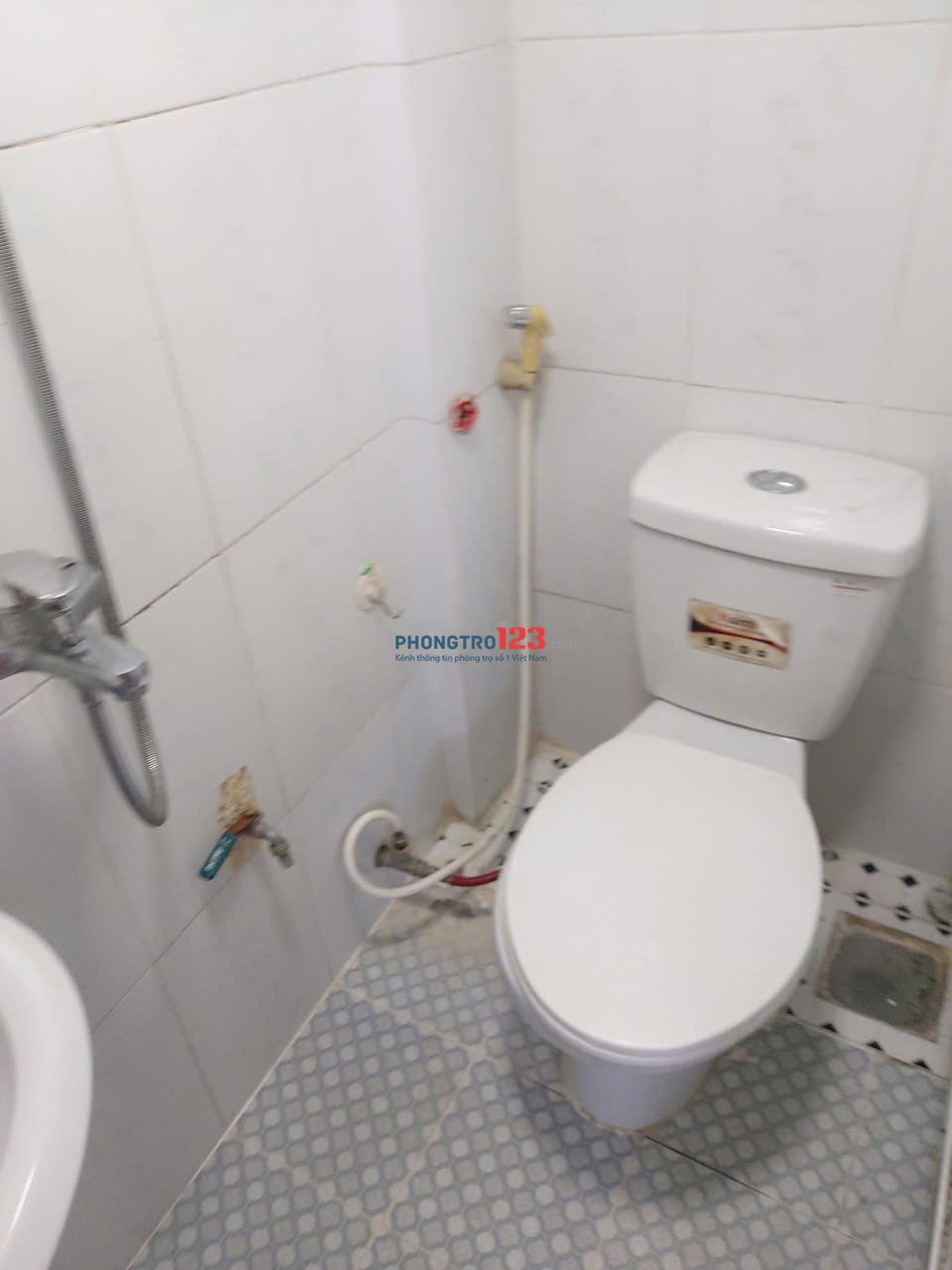 Nhà 4 tầng. Gọi Cô Lưu: 0986491768 Phố Vũ Tông Phan gần ngã 4 sở