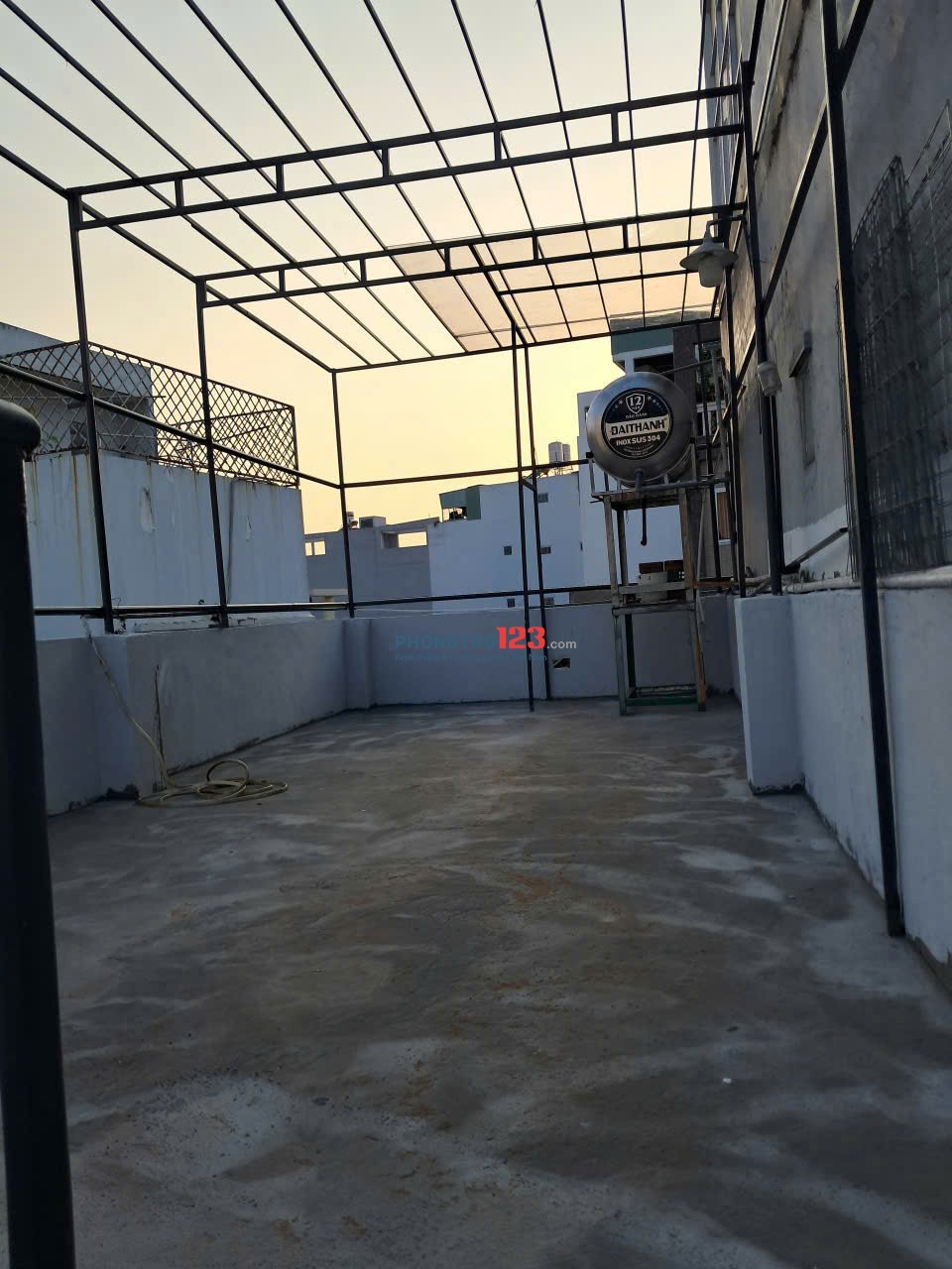 NHÀ MỚI 3.5X11M 1 TRỆT 1 LẦU 1 SÂN THƯỢNG GẦN COOPMART QUANG TRUNG, YÊN TĨNH KO NGẬP PHÙ HỢP G.ĐÌNH