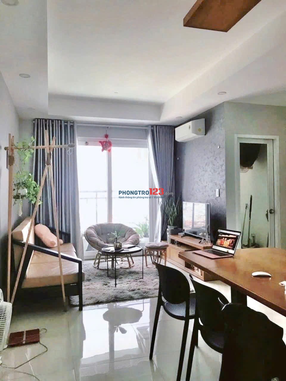 Giá 13tr/th, C/c Richstar Tân Phú, Hoà Bình: 67m2, ban công, 2p ngủ, Nhà mới.