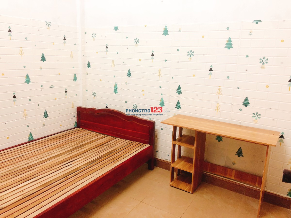 Phòng khép kín cho thuê cạnh cổng ĐH Kinh tế Quốc dân