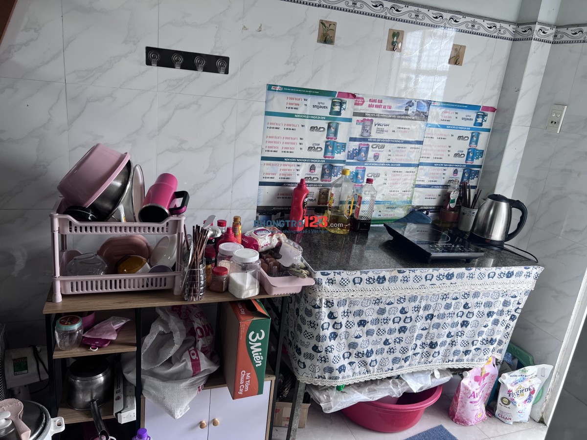 Tìm nữ ở ghép 1:1 có thể dọn vào ngay