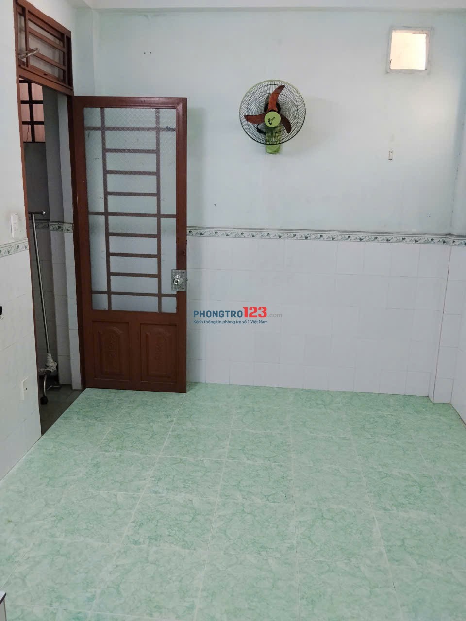 PHÒNG TRỌ CHO THUÊ 15 m2, KHU PHAN XÍCH LONG , PHƯỜNG CẦU KIỆU, TPHCM