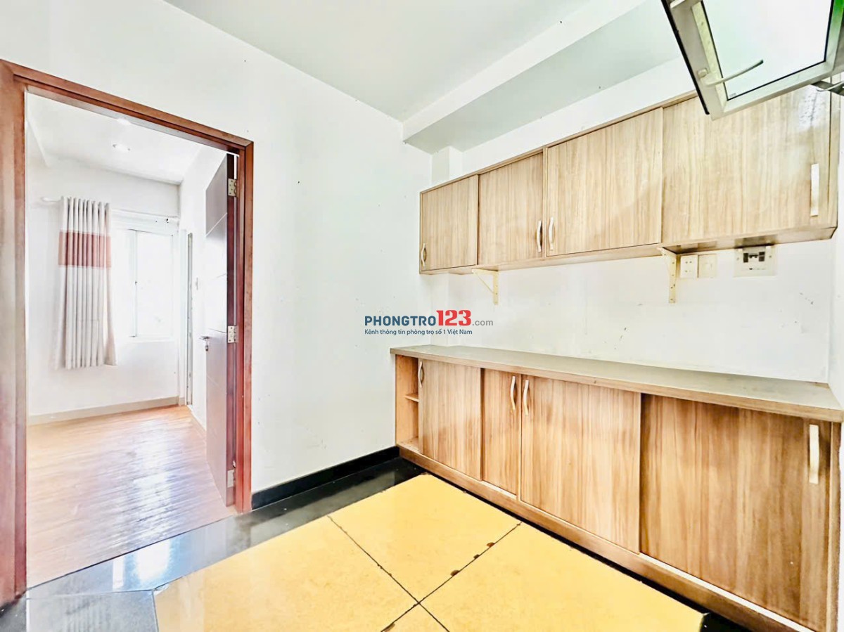 PHÒNG BÌNH CHÁNH SẲN NỘI THẤT - VIEW CÂY XANH - TÁCH BẾP