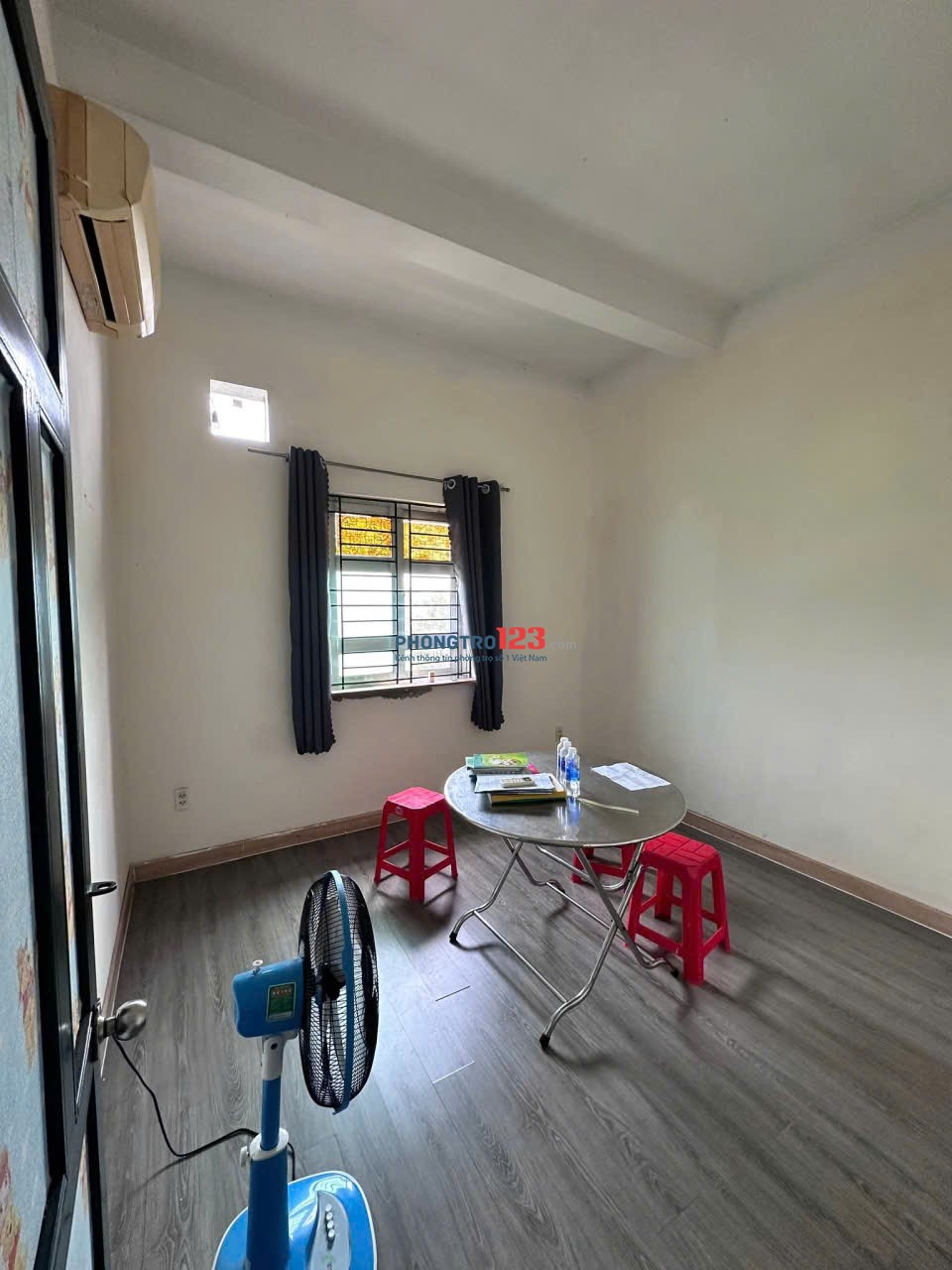 Chung cư Nơ Trang Long, BT: 60m2, 1p ngủ, có nội thất, 8tr