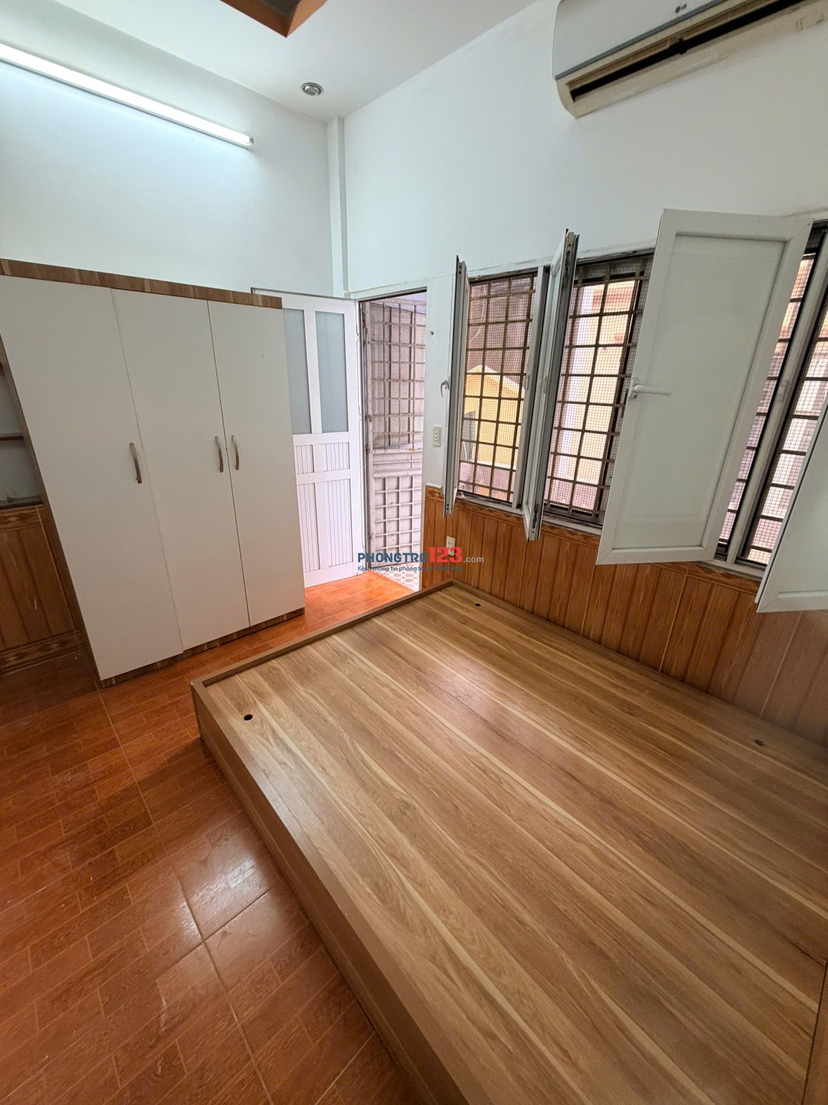 Cho thuê 1N1K tại nhà số 36 ngõ 132 Nguyễn Xiển, gần ĐH Nhân Văn, ĐH Hà Nội, Oto đỗ cửa