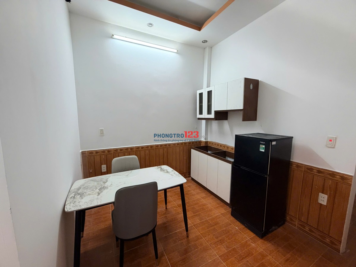 Cho thuê 1N1K tại nhà số 36 ngõ 132 Nguyễn Xiển, gần ĐH Nhân Văn, ĐH Hà Nội, Oto đỗ cửa