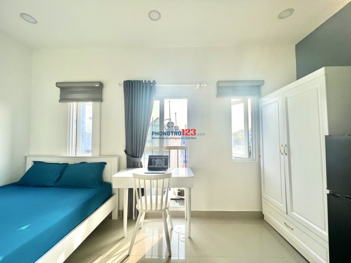 PHÒNG BAN CÔNG MỚI XÂY - CÓ THANG MÁY GẦN ĐH SƯ PHẠM Q.5