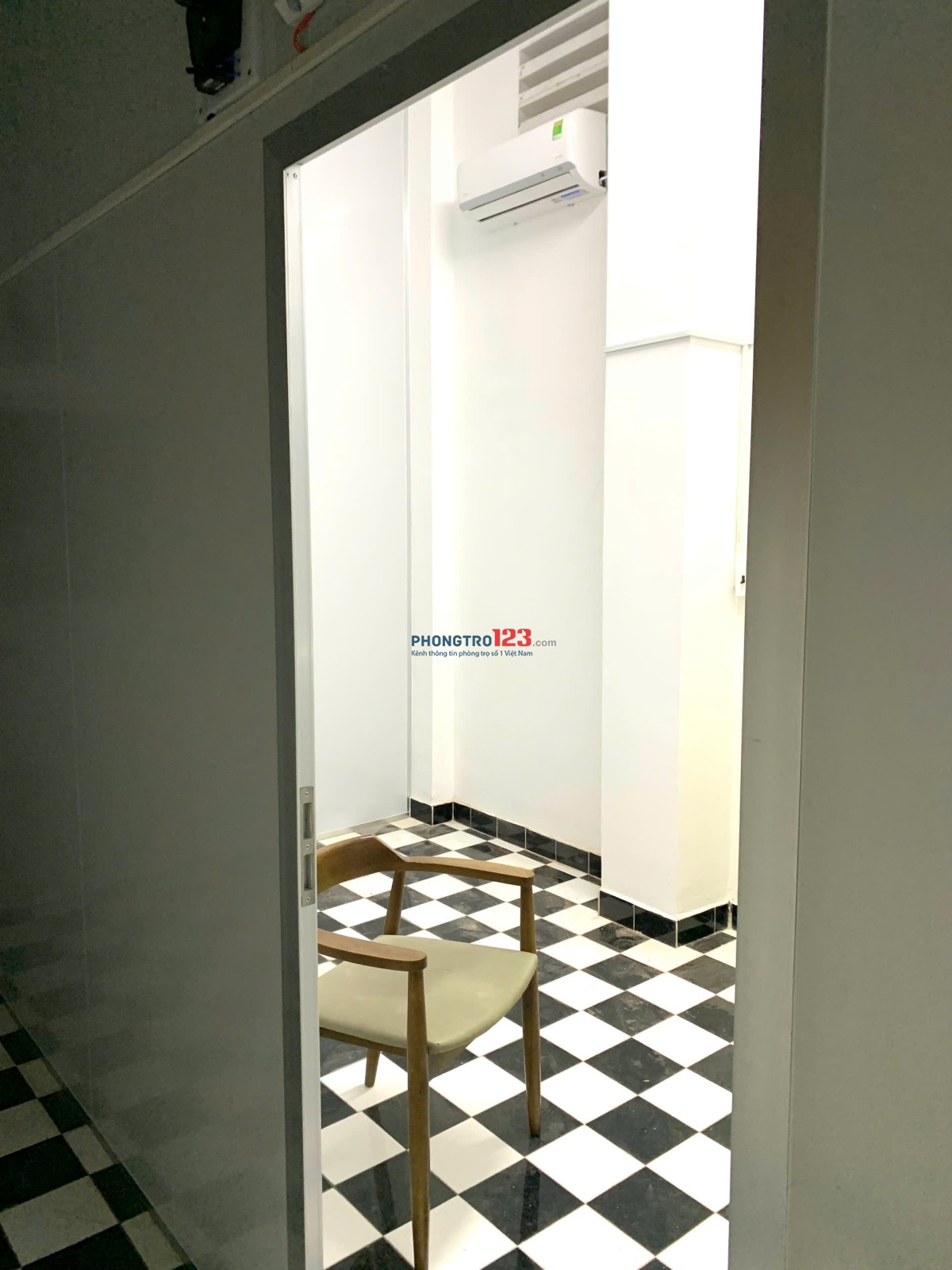 Cần cho thuê phòng ở quận 3 khu Cư Xá Đô Thành giá rẻ : 2.600.000tr tháng