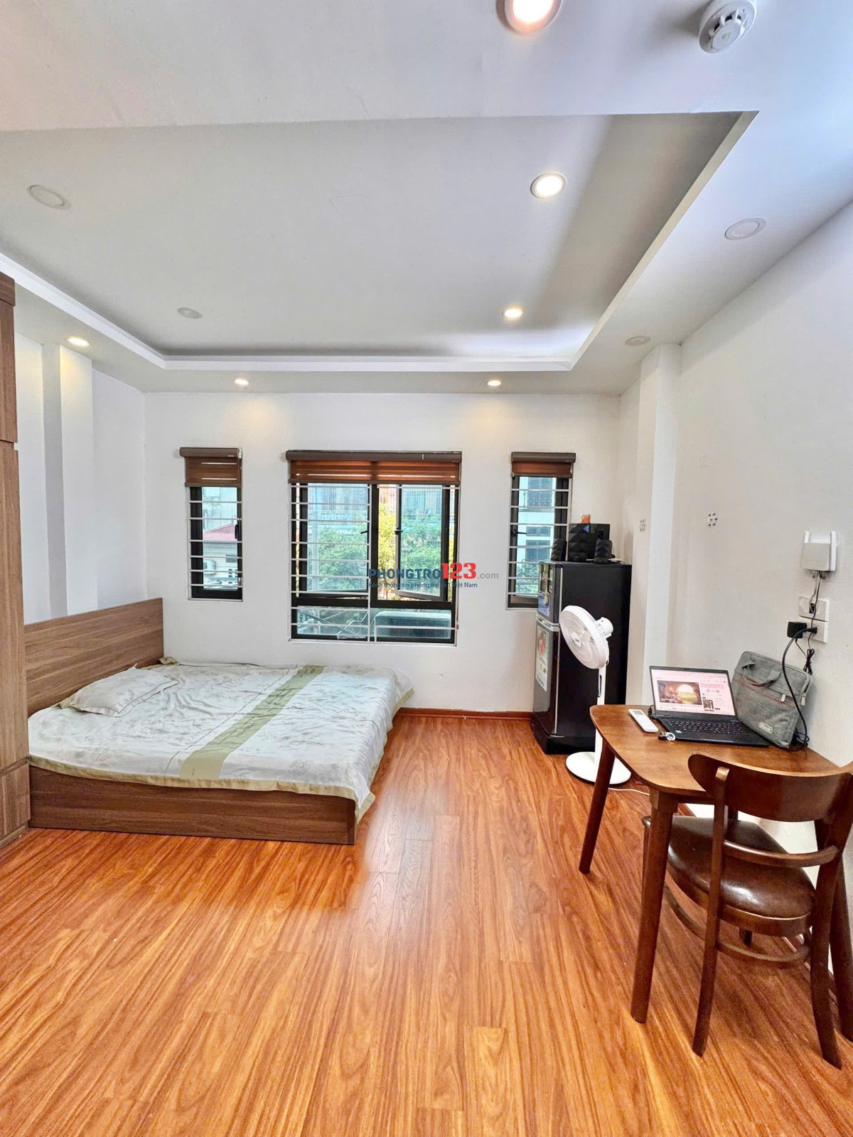 Mình chính chủ muốn cho thuê phòng studio có thể ở nhiều người đầy đủ tiện nghi tủ lạnh cửa sổ