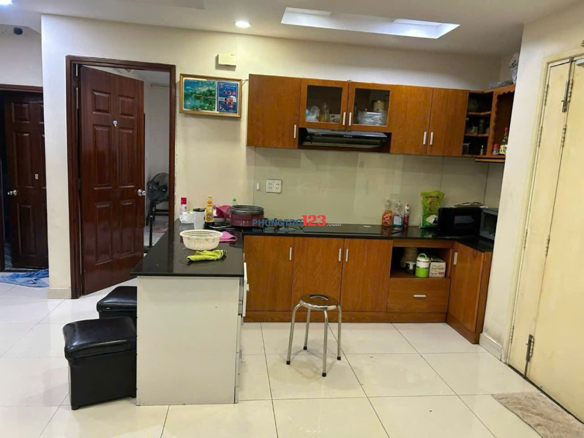 Chung Cư D5 - Đường D5 -Thạnh Mỹ Tây (p25) căn 3p ngủ, 105m2, giá 15tr/tháng