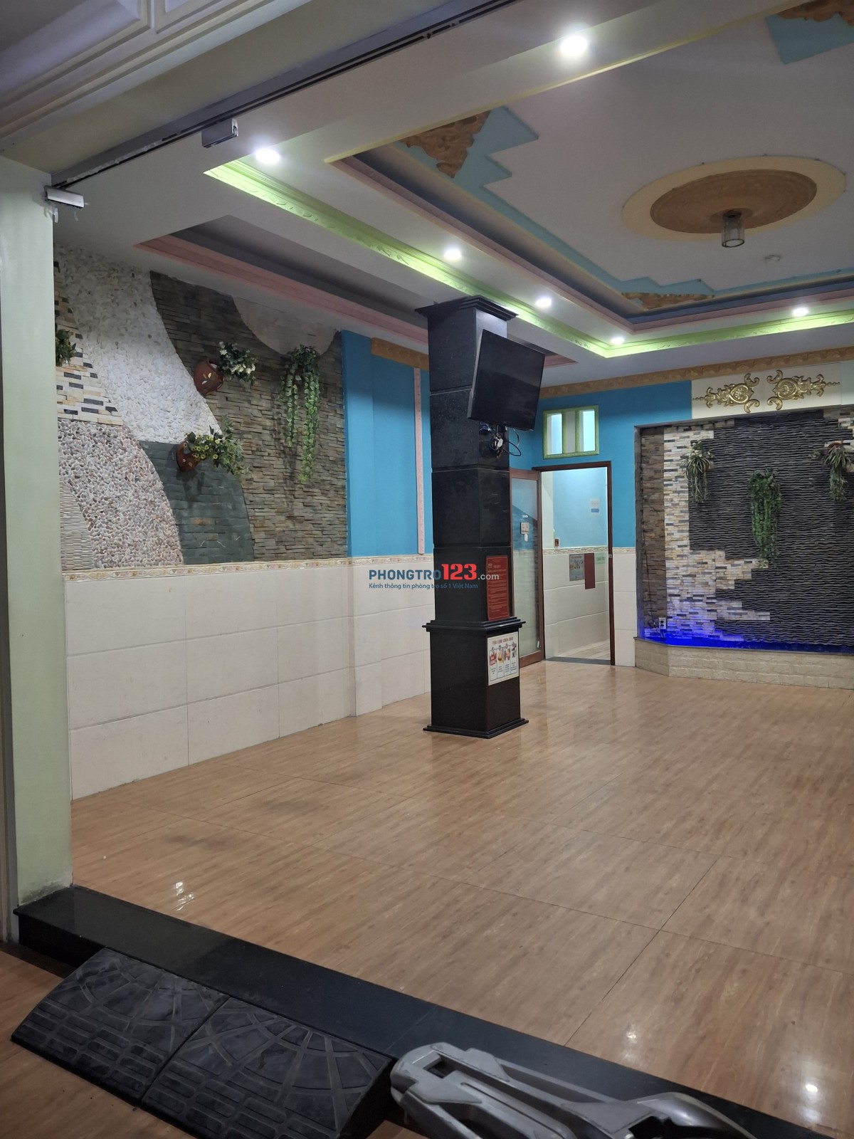 TÒA NHÀ MỚI ĐẸP, ĐIỆN GIÁ NHÀ NƯỚC – CỌC CHỈ 1 THÁNG