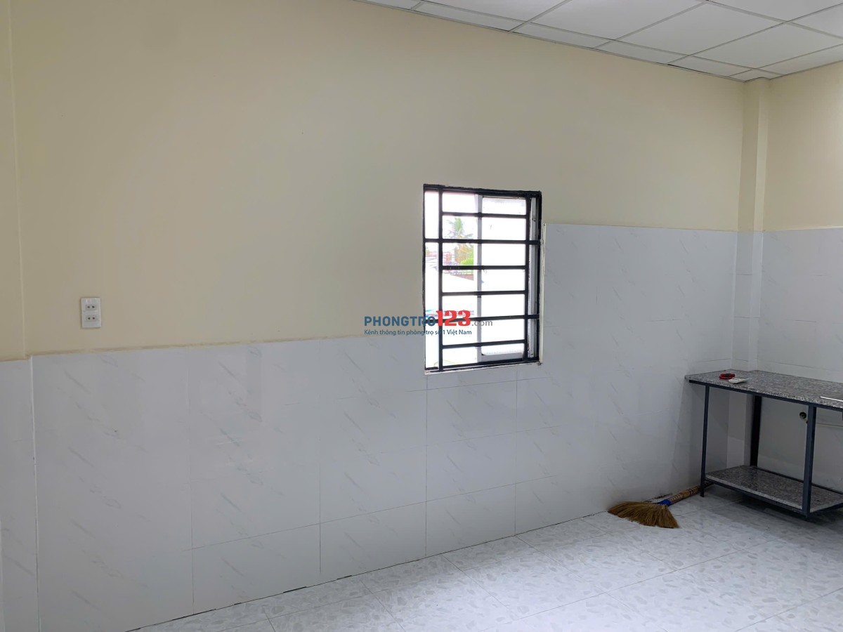Phòng trọ an ninh, sạch sẽ gần đại học Văn Lang
