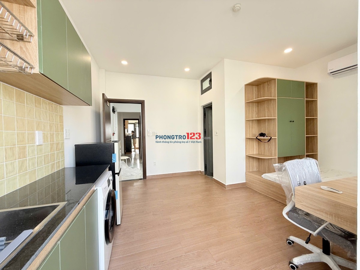 CHDV FULL NỘI THẤT - BANCONG - PHAN XÍCH LONG