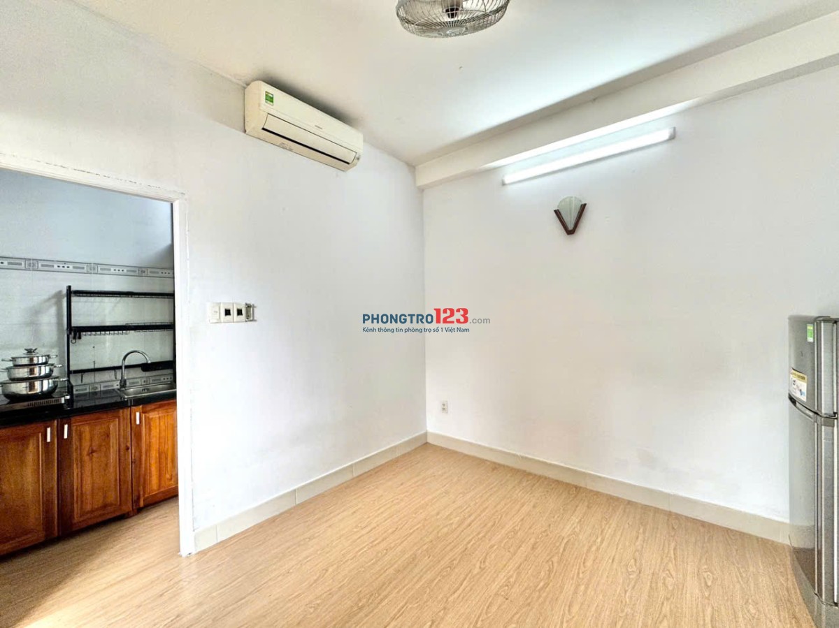 1 Phòng Ngủ Tách Bếp Thoáng Ngay Lê Đức Thọ GV