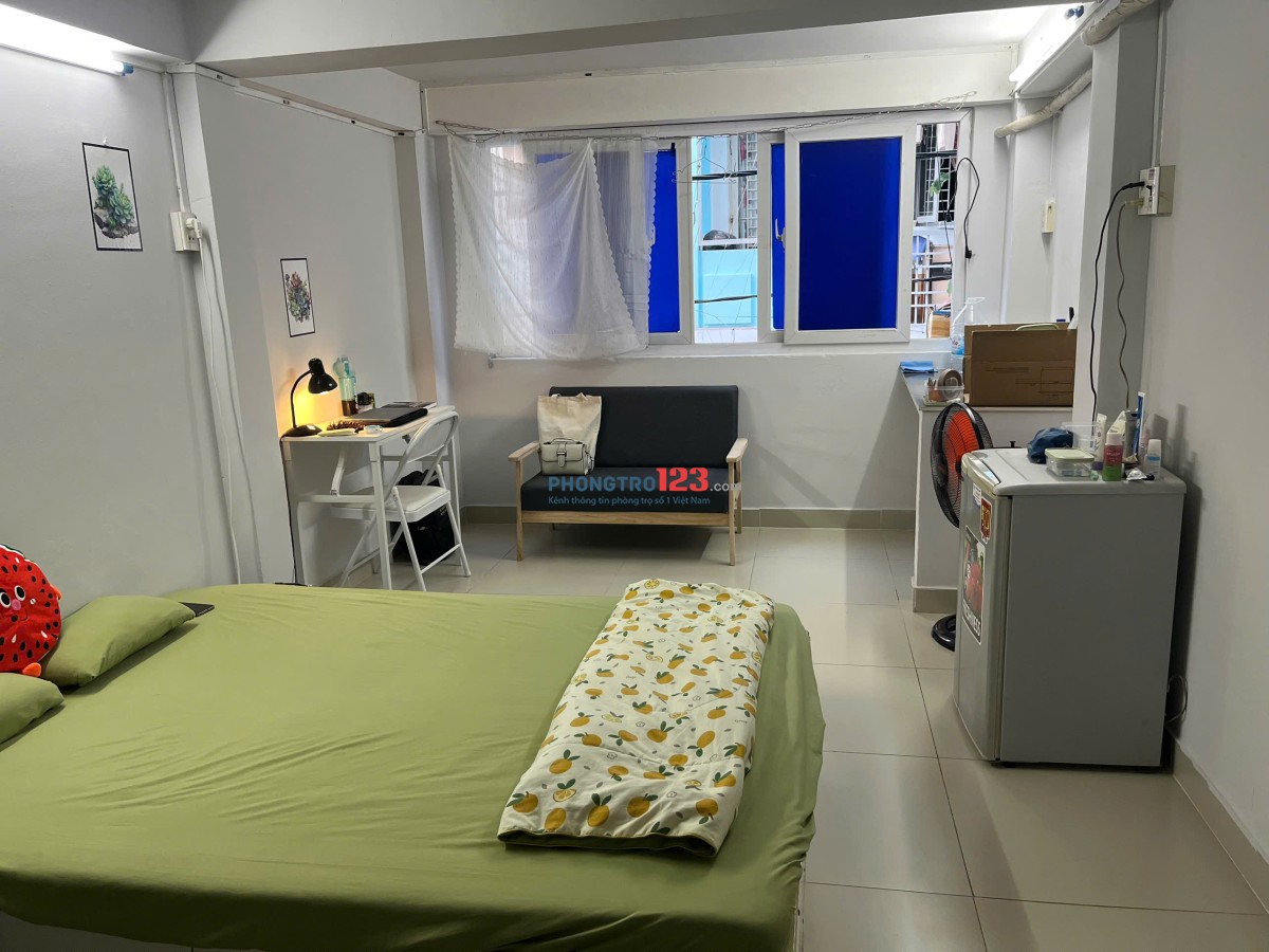 Phòng trọ giá rẻ 27m2 ngay trung tâm quận Bình Thạnh