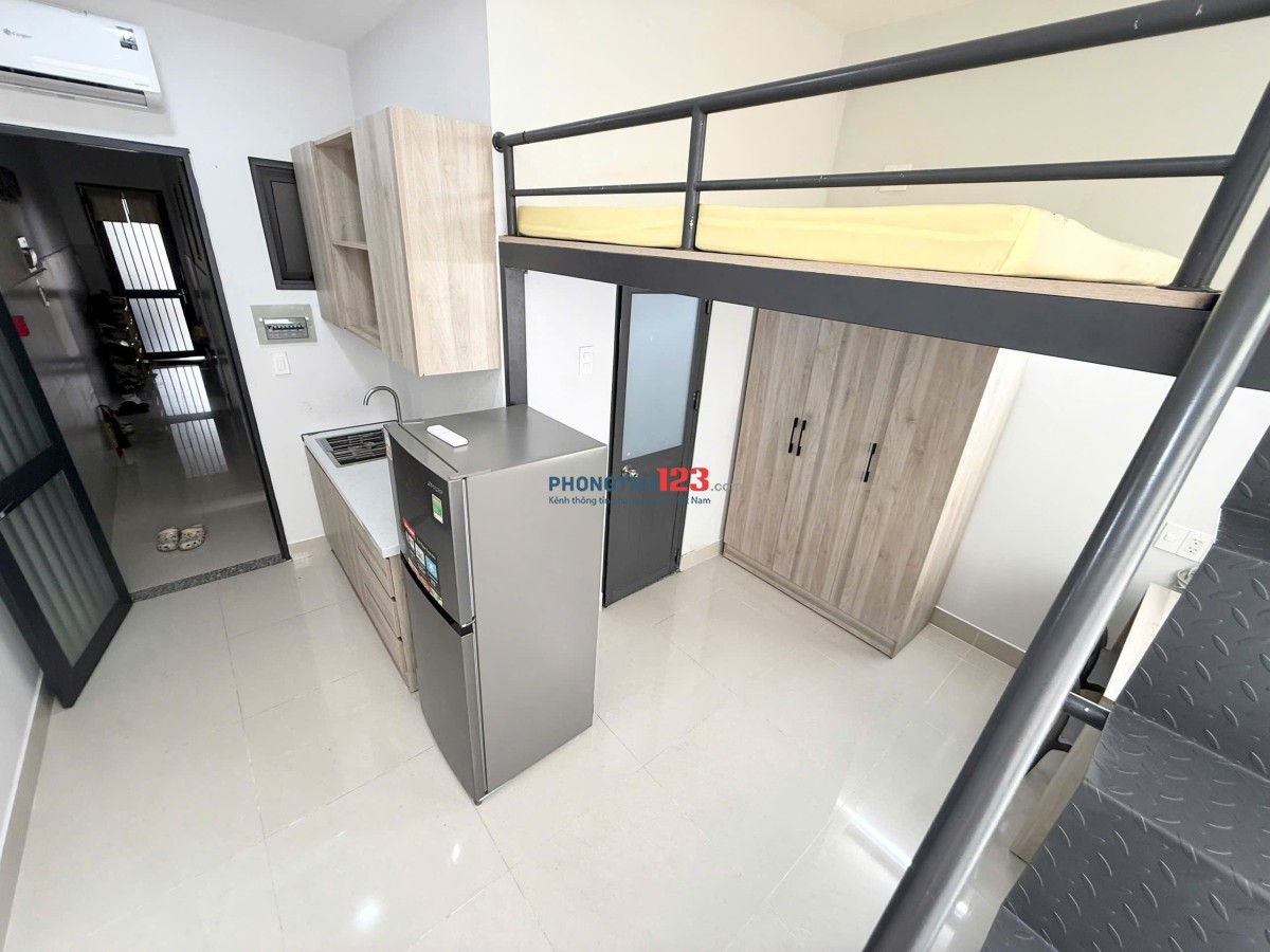 PHÒNG GÁC CỬA SỔ TRỜI BÙI ĐÌNH TÚY NGAY CHỢ BÀ CHIỂU, GẦN QUẬN 1,2,3, PHÚ NHUẬN, HÀNG XANH