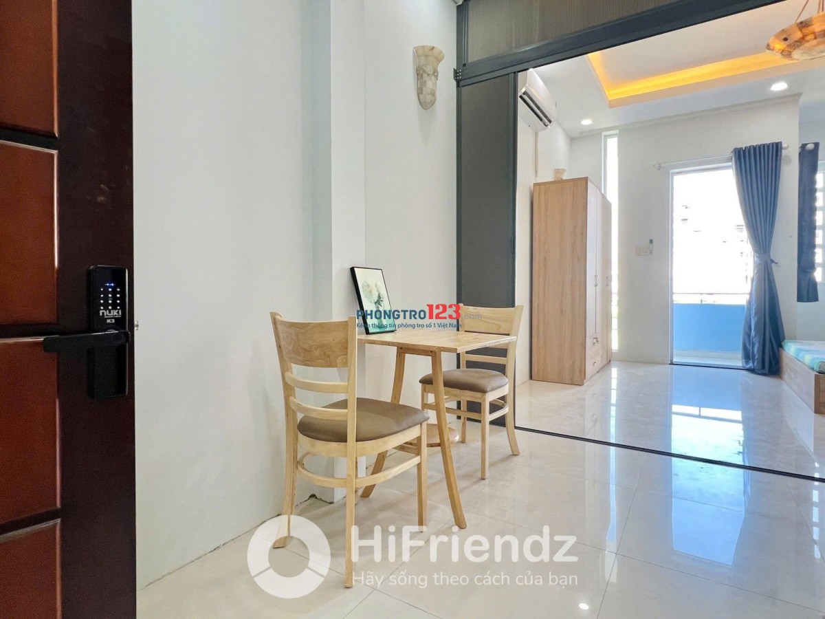 PHÒNG TRỌ BAN CÔNG NỘI THẤT MỚI NGAY NƠ TRANG LONG - BÌNH THẠNH GẦN CHỢ BÀ CHIỂU,CẦU BÔNG,Q1,Q2