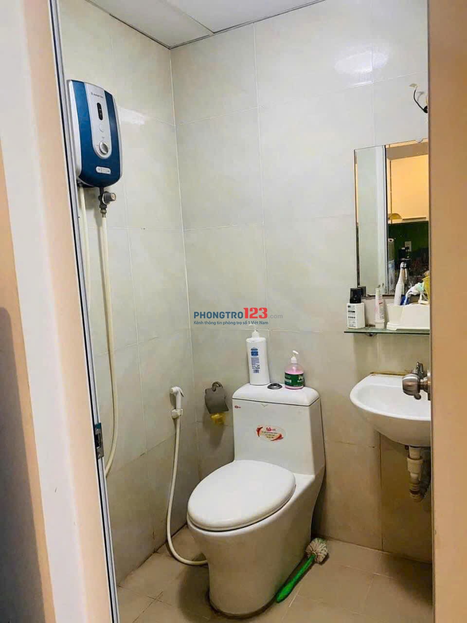 Chung cư 590 CMT8, Q3: 100m2, 3p ngủ, căn góc, 13,5triệu/th