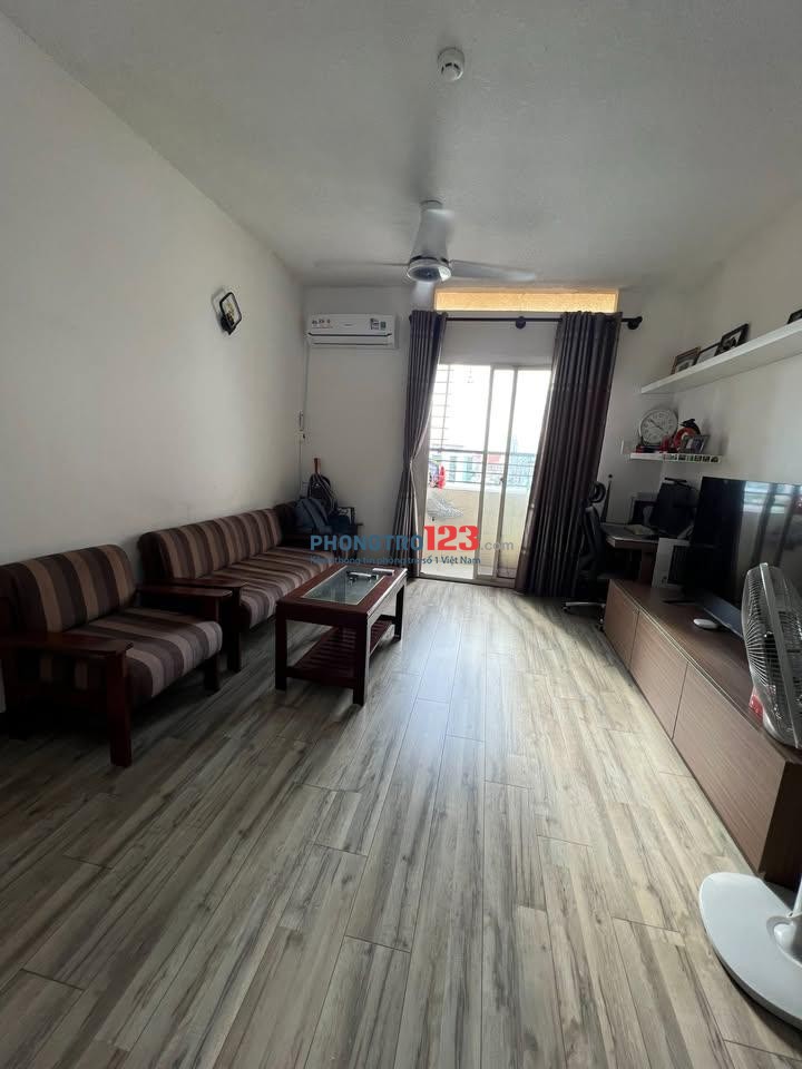 Chung cư Đường Sắt 590 - CMT8 căn 3p ngủ, 2wc, giá 14tr/th