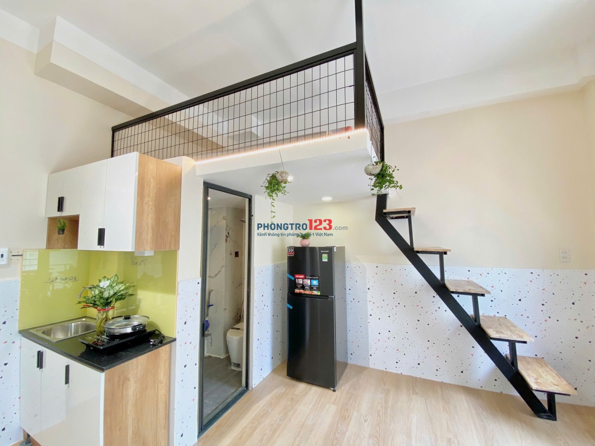 CHO THUÊ PHÒNG TRỌ NỘI THẤT MỚI CỬA SỔ TRỜI XVNT BÌNH THẠNH NGAY NGÃ TƯ HÀNG XANH, ĐI Q1,Q2 NHANH