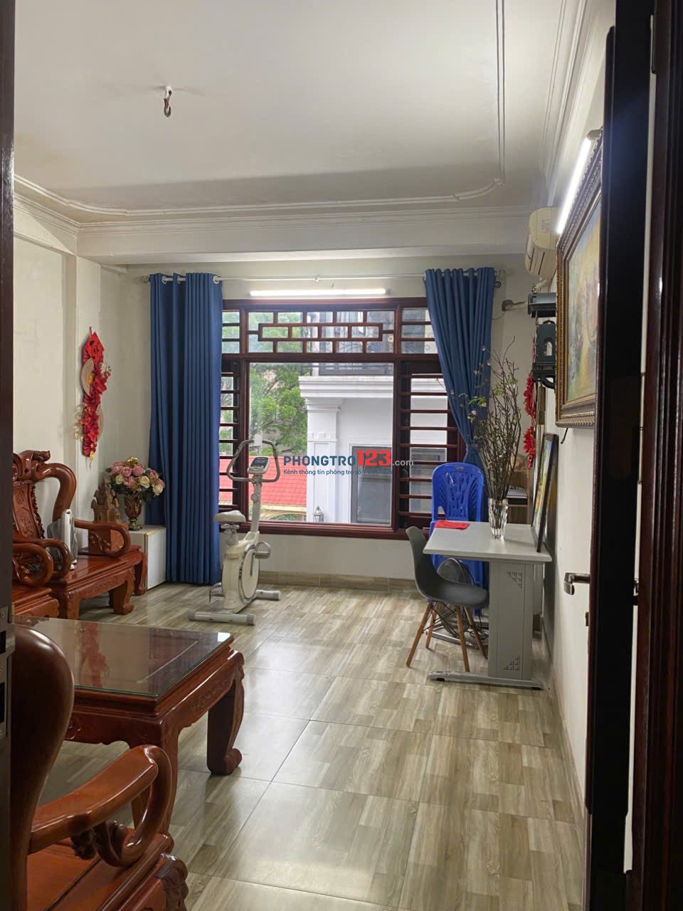 Cho gia đình thuê căn hộ khép kín 60m2 chia 2 phòng, khu phụ khép kín