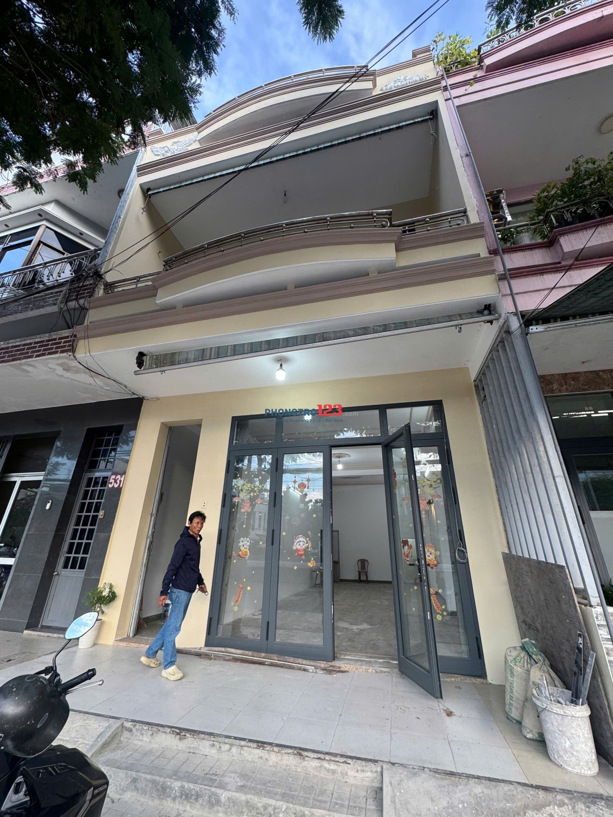 Cho thuê nhà MT đường Ngô Quyền gần cầu Sông Hàn