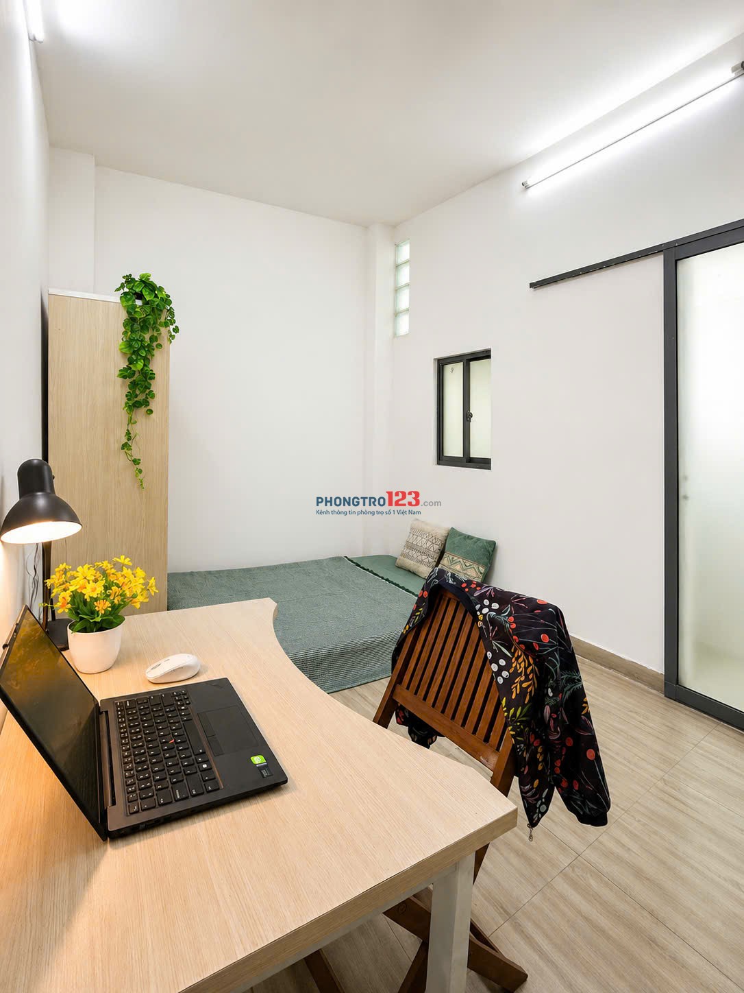 Phòng Trọ ban công nội thất 4tr5 Đại Học Văn Lang ,Phạm Văn Đồng