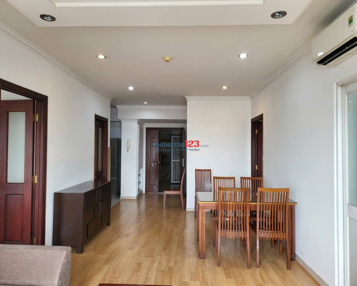 Chung cư Hoa Sen, Lạc Long Quân, Q 11: 2p ngủ, full NT, 11triệu. 72m2